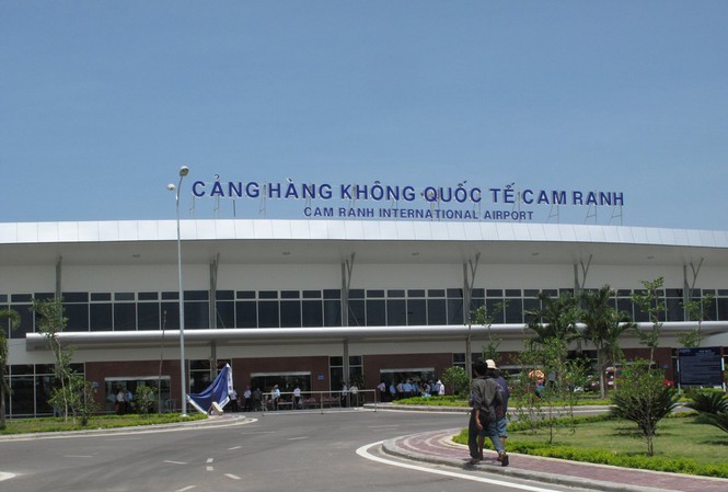 Đề xuất tăng phí sân bay Cam Ranh lên 20 USD/hành khách