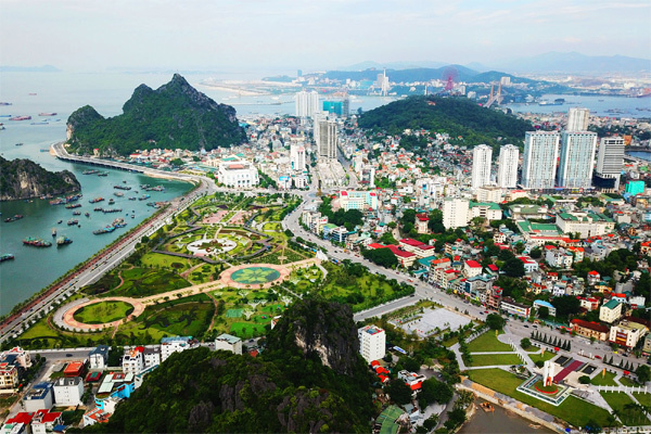 Hạ Long chuyển từ ‘nâu’ sang ‘xanh’, nâng chất dịch vụ du lịch