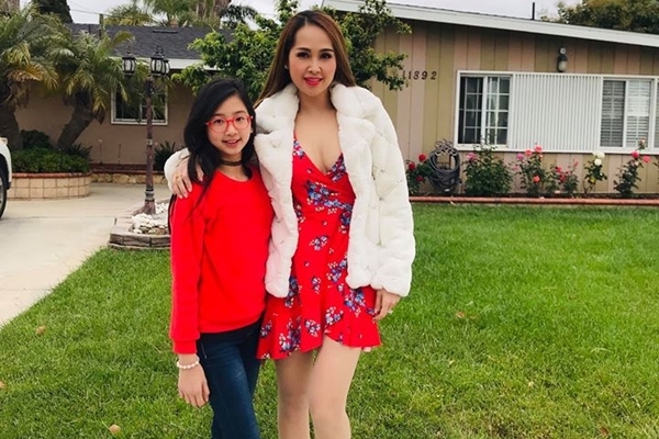 Con gái 10 tuổi cao lớn xinh đẹp của diễn viên 'Gái nhảy' Minh Thư