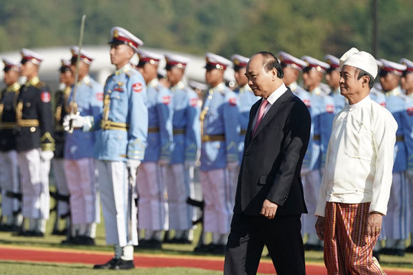 Lễ đón Thủ tướng Nguyễn Xuân Phúc thăm chính thức Myanmar