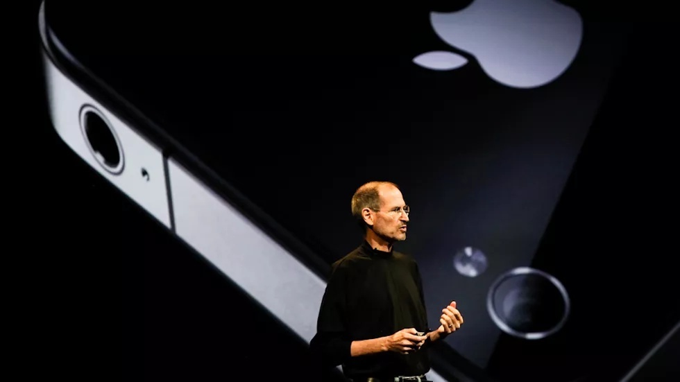 iPhone 4, Tinder và những khoảnh khắc công nghệ ấn tượng nhất thập kỷ