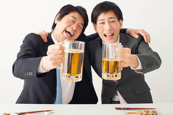 Học người Nhật bảo vệ đại tràng khi bia rượu Tất niên