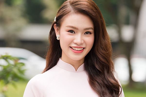 Người đẹp học giỏi nhất lịch sử Hoa hậu Việt Nam làm Đại sứ hòa bình