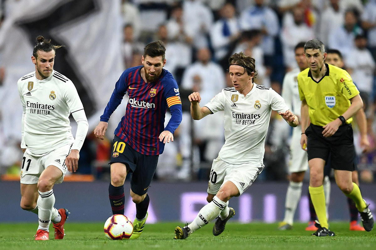 Siêu kinh điển: Messi, ác mộng của Real Madrid - Ảnh 1.