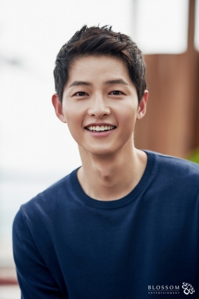 Sao Hàn 18/12: Song Joong Ki chấm dứt hợp đồng với công ty quản lý