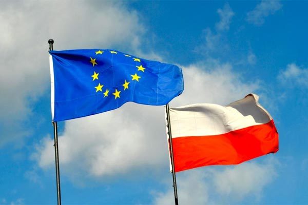 Tòa án Tối cao Ba Lan cảnh báo nguy cơ rời khỏi EU