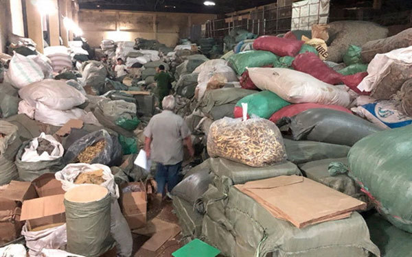 Authorities crack down on smuggling in of traditional medicinal herbs from China