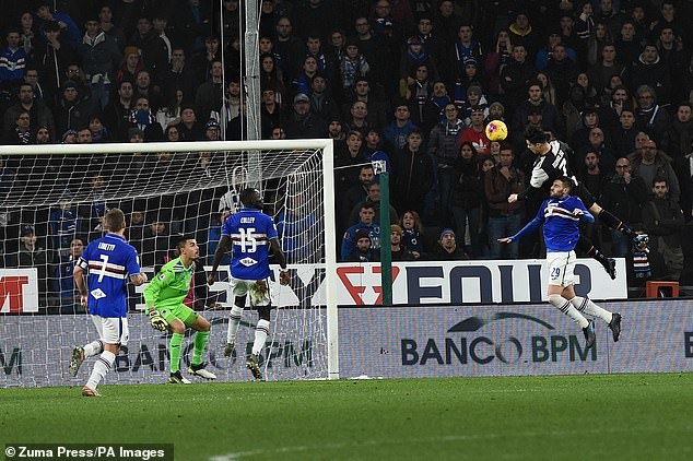 Ronaldo ghi bàn gây choáng, Juventus bỏ túi 3 điểm