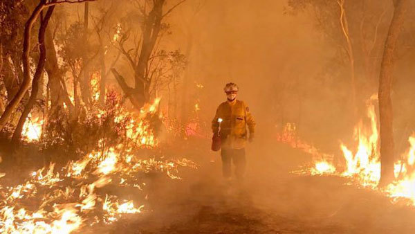 Australia heatwave: All-time temperature record broken again