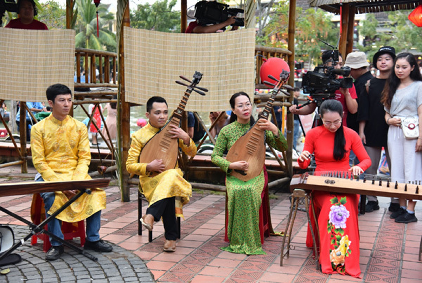 ‘Acecook Happiness Concert’ - sứ giả của những giai điệu hạnh phúc