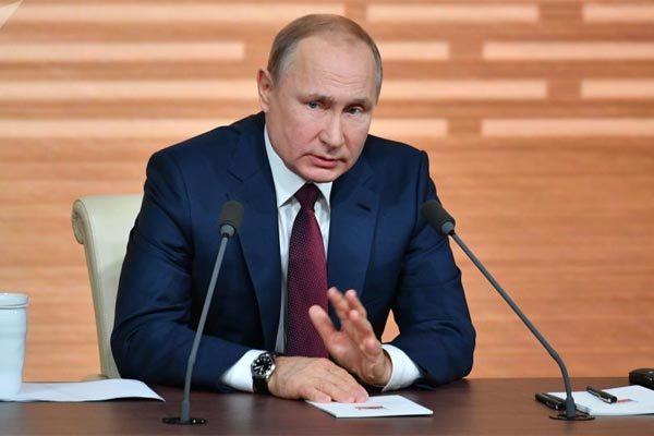 Putin họp báo siêu lâu, cảnh báo sốc về thỏa thuận vũ khí với Mỹ
