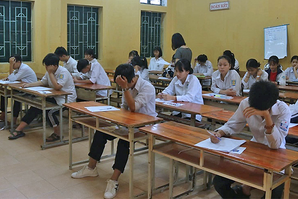 Học sinh lớp 9 toàn quận phải thi lại học kỳ môn Toán