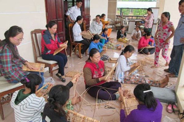 Thanh Hóa: Nông dân sau khi học nghề đã áp dụng kiến thức để thoát đói, giảm nghèo