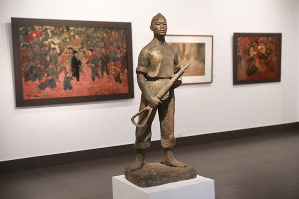National museum hosts exhibition on army