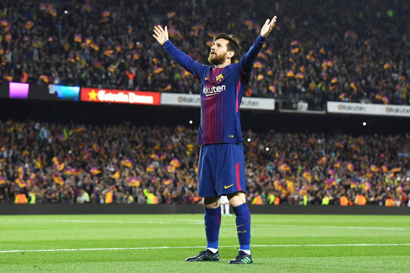 Barcelona trao hợp đồng 'khủng' cho Messi