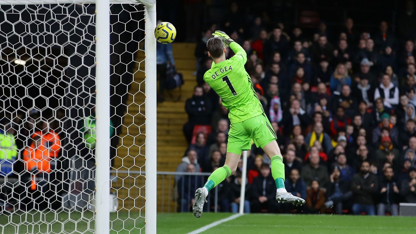 De Gea sai lầm tai hại, MU thua thảm Watford