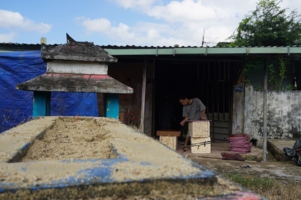 Ớn lạnh khu dân cư ‘sống chung với hàng nghìn người chết’ ở Đà Nẵng