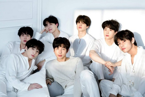 Sau 'Boy With Luv’, BTS úp mở về tour diễn mới đầu năm 2020