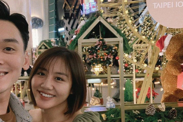 Văn Mai Hương hé lộ diện mạo người yêu đêm Noel