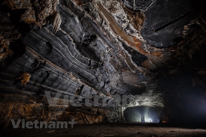 Tien cave in Quang Binh