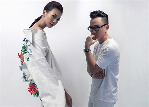 Top designer Cong Tri reveals personality through fashion exhibition
