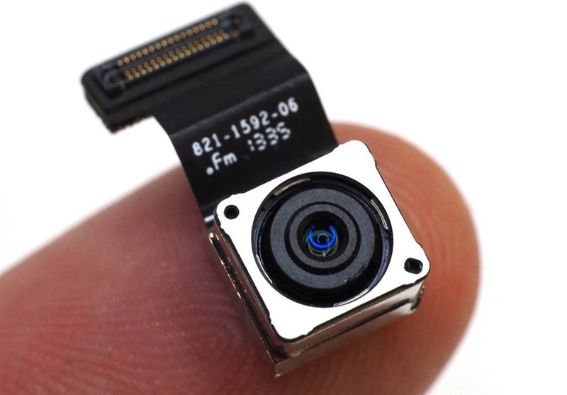 Cảm biến camera của Sony làm không kịp bán