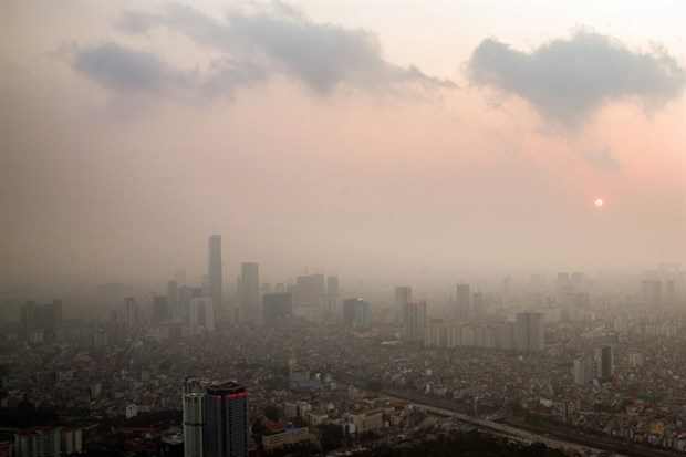 Hanoi schools to shut on bad air days