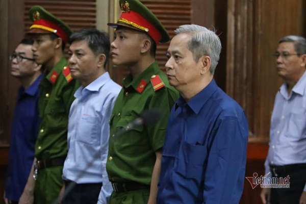 Vũ 'nhôm' thâu tóm đất công, ông Nguyễn Hữu Tín bị đề nghị 7-8 năm tù