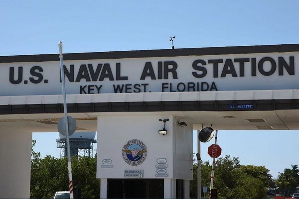 Mỹ bắt công dân TQ lén chụp ảnh căn cứ hải quân