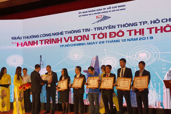 Dịch vụ CMC Cloud của CMC Telecom nhận giải HoChiMinh ICT Awards
