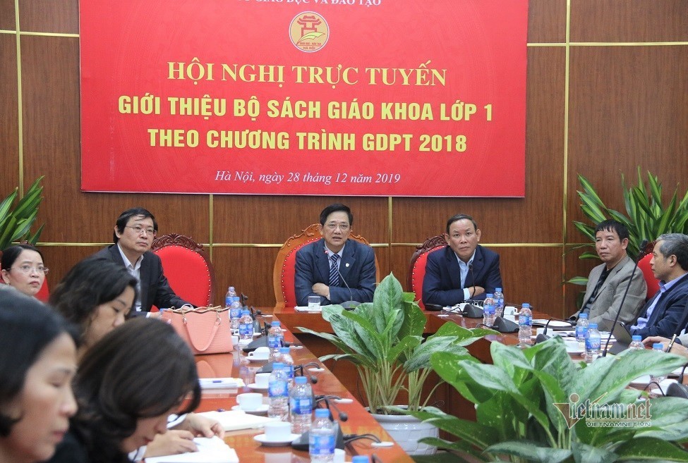 “Bán chịu” SGK mới để các trường kịp chọn sách