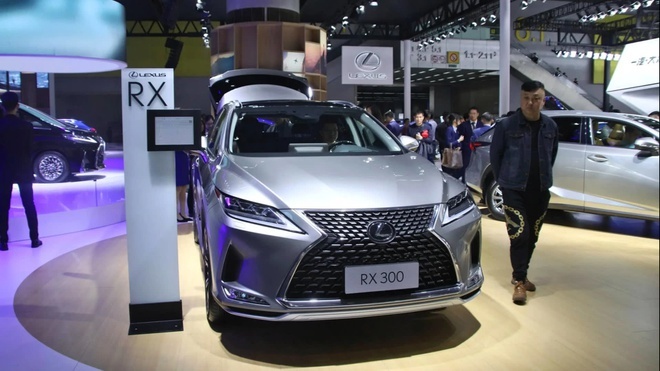 Không để đại lý Lexus Trung Quốc giảm giá, Toyota bị phạt 12 triệu USD