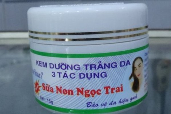 Thu hồi kem dưỡng trắng da 3 tác dụng sữa non ngọc trai