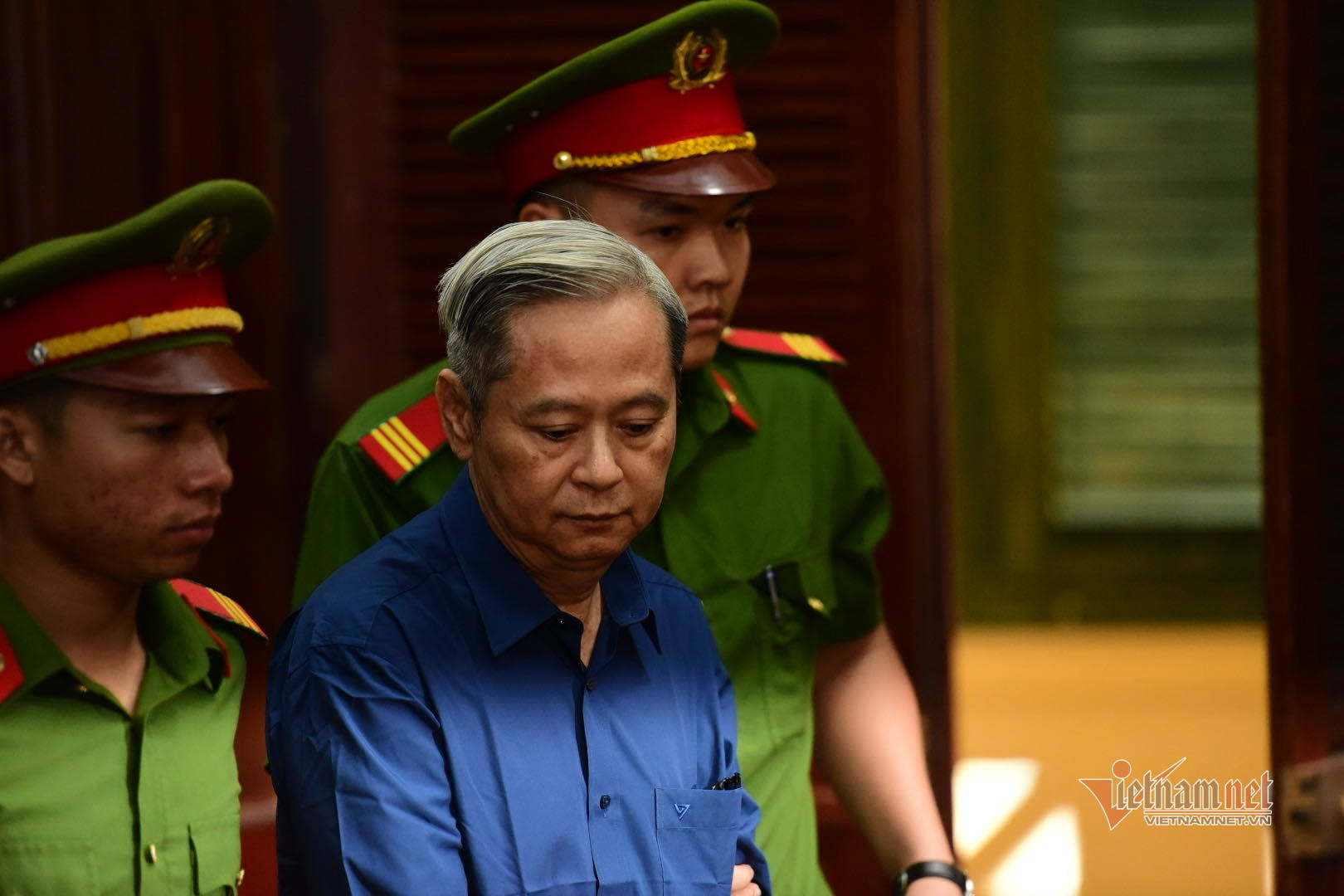 Cựu Phó chủ tịch TP.HCM Nguyễn Hữu Tín ‘thấm thía’ sai lầm, nói lời gan ruột