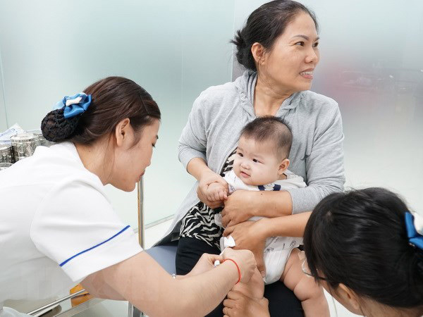 Vaccination coverage in HCM City reaches 95 percent