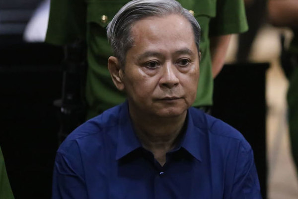 Cựu phó chủ tịch TPHCM Nguyễn Hữu Tín lãnh 7 năm tù
