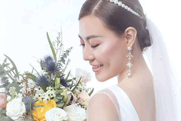 10 năm sau đám cưới, Thanh Hương diện váy cô dâu