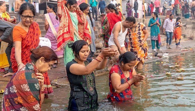 Dạo bước Varanasi, thành phố kỳ bí bên sông Hằng