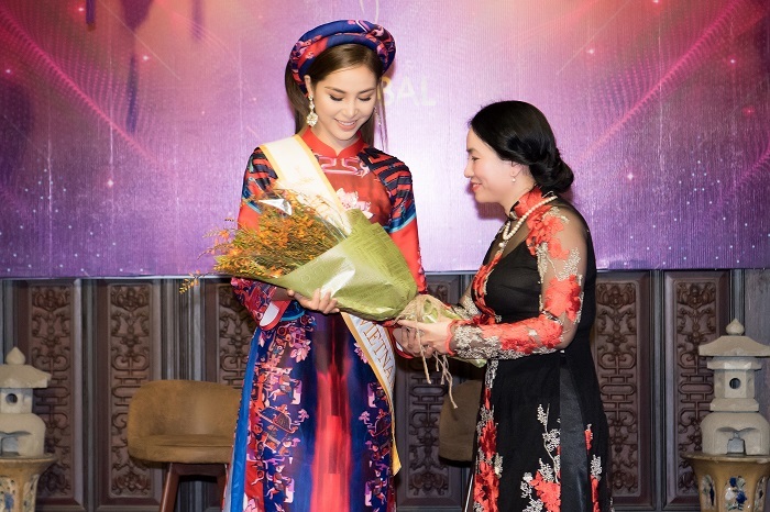 Nữ hoàng trang sức 2017 Mỹ Duyên thi Miss Global 2019