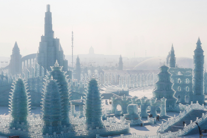 Thành phố băng tuyết khổng lồ ở Trung Quốc