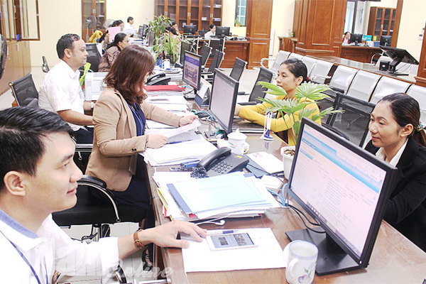 Trong báo cáo chính trị của Đại hội XIII, nguồn nhân lực là 1 trong 3 đột phá chiến lược