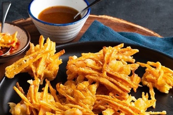 Mẹo làm bánh khoai lang nhân tôm cho ngày cuối tuần