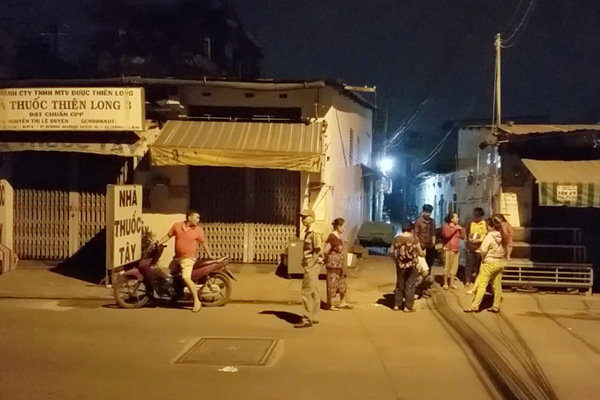 Người đàn ông khóa trái phòng trọ rồi tự thiêu ở Sài Gòn
