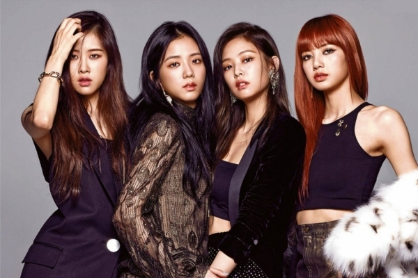 Blackpink tặng túi đắt tiền cho nhân viên làm quà năm mới