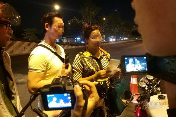 Tài xế quốc tịch Pháp uống 1 ly bia cũng bị dính phạt nồng độ cồn