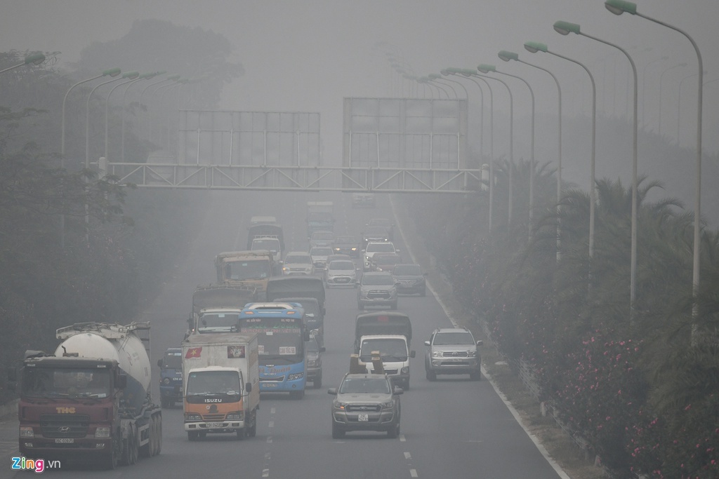 Air pollution in Hanoi is worse on days with easterly winds