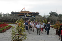 Foreign tourists to enjoy similar entrance fees to Vietnamese at relic sites