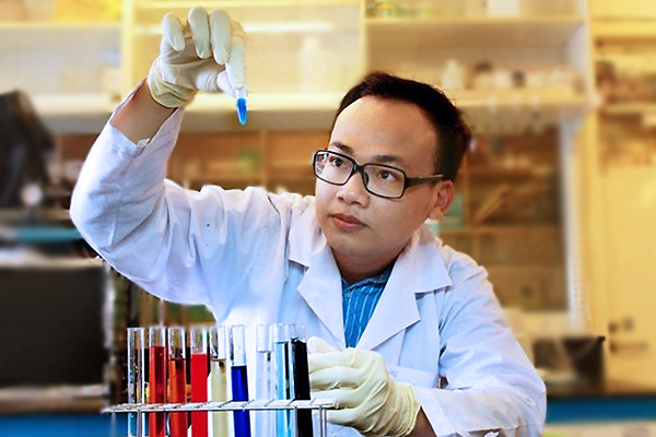 Chàng tiến sĩ tâm huyết với việc xử lý nước bẩn ở nông thôn