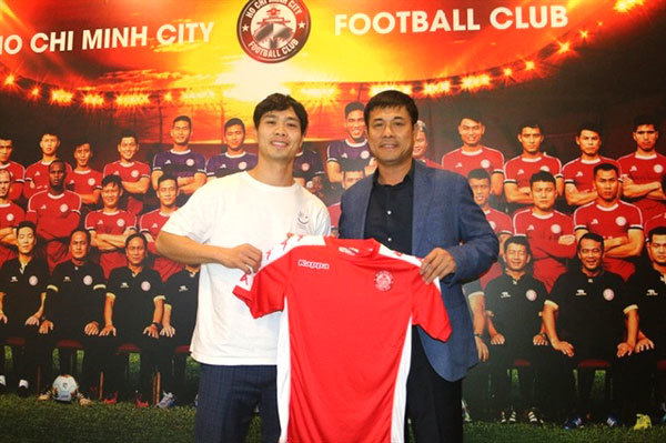 Cong Phuong officially presented by HCM City FC