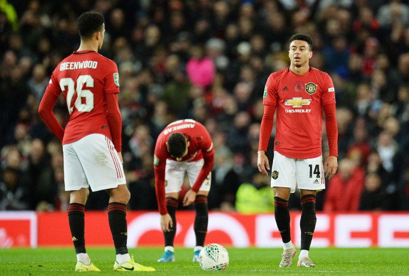 MU bết bát, Solskjaer mạnh tay trảm